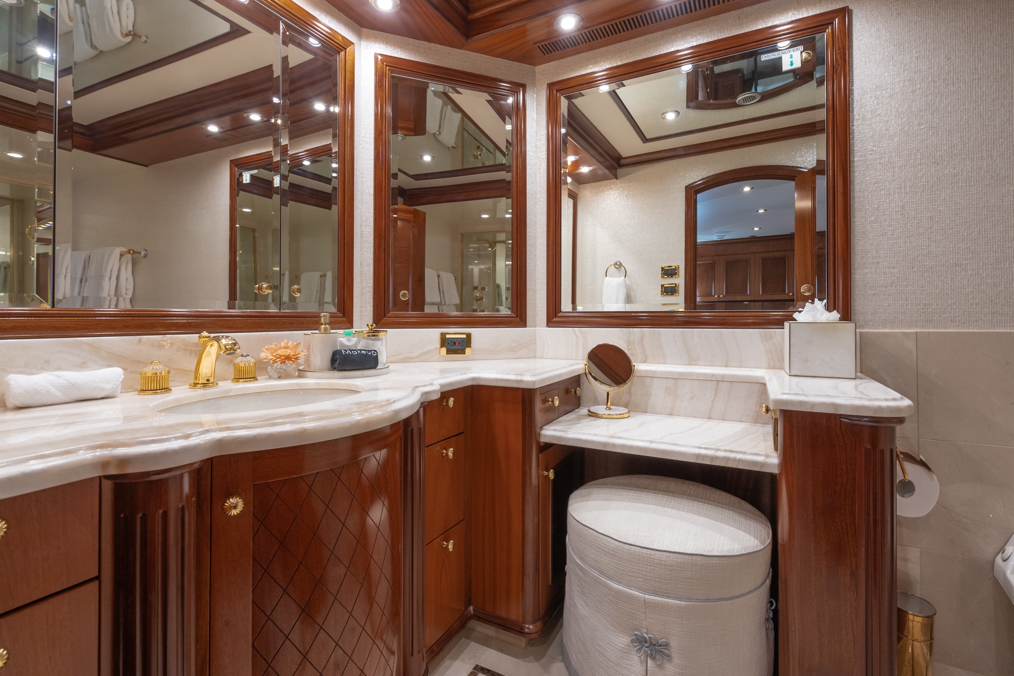 Miss Stephanie - Master Ensuite