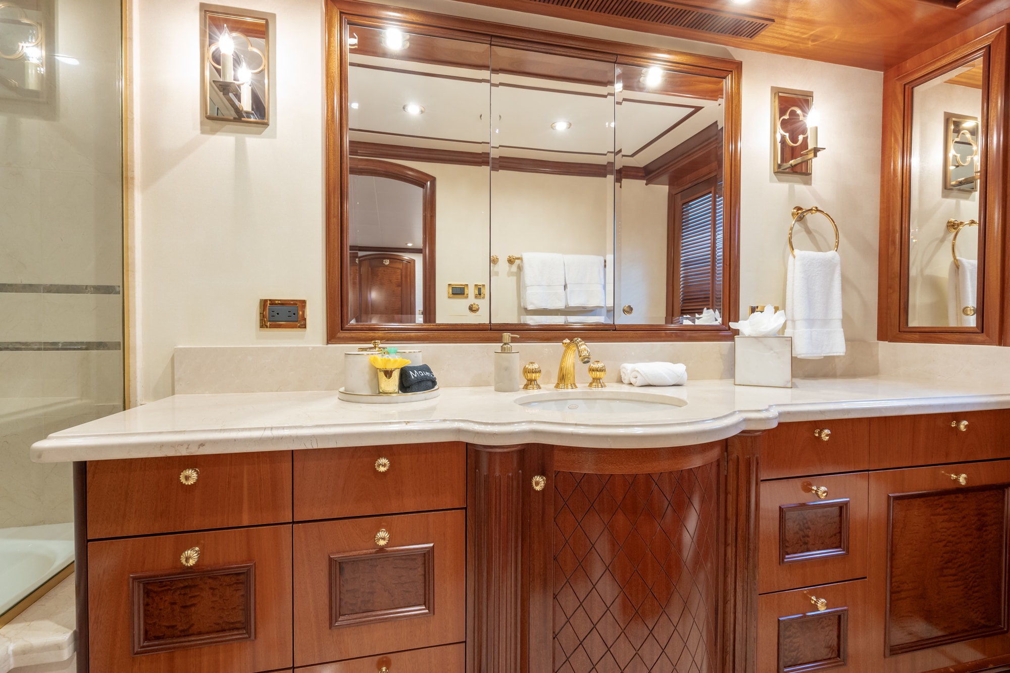 Miss Stephanie - Queen 2 Ensuite