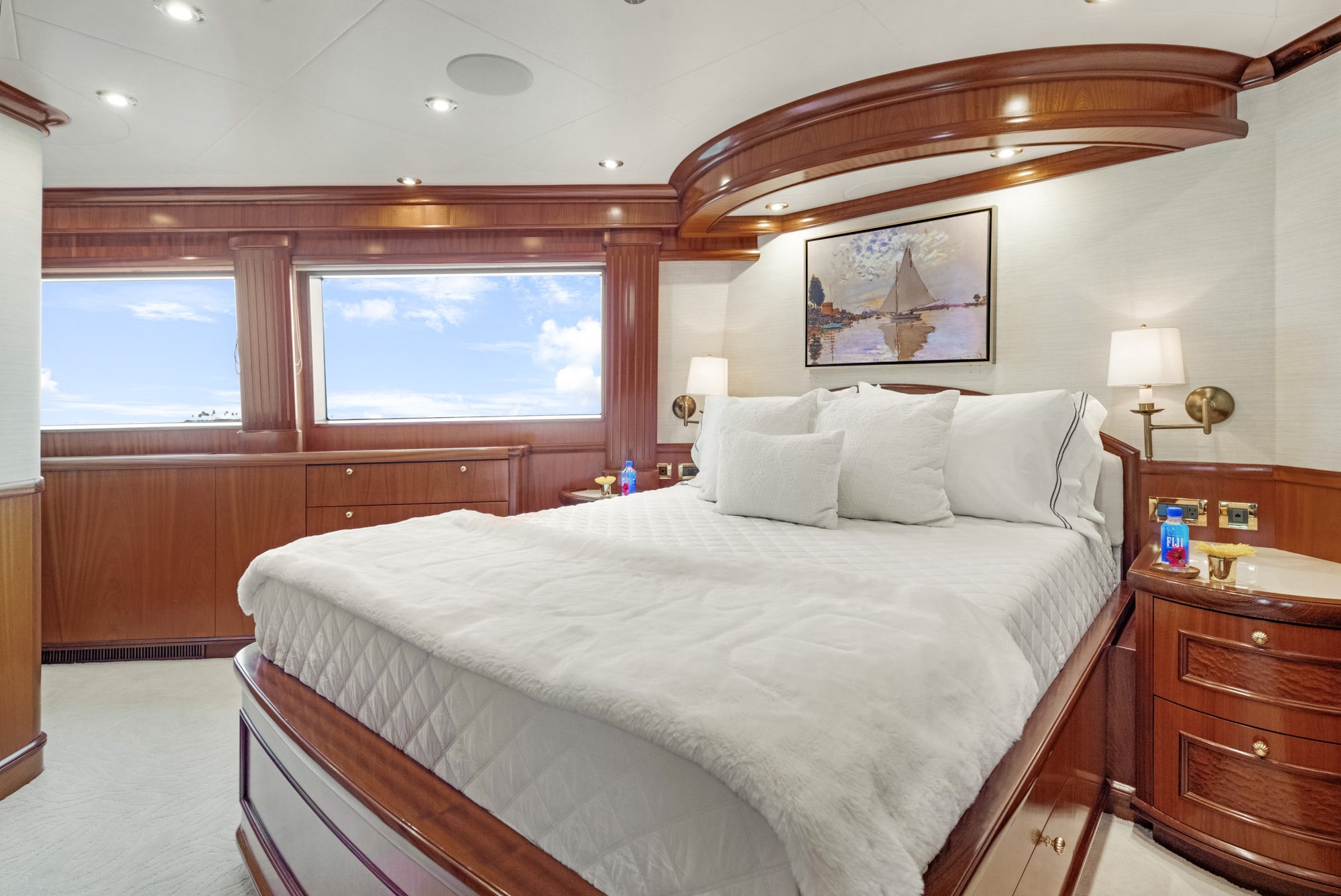 Miss Stephanie - Bridge Deck VIP