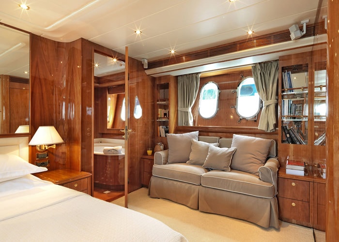 Atalanti Master Cabin b