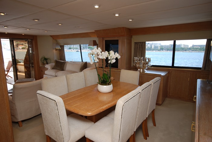 atlantic endevour dining