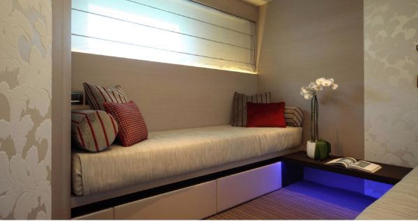 aurora master cabin 2