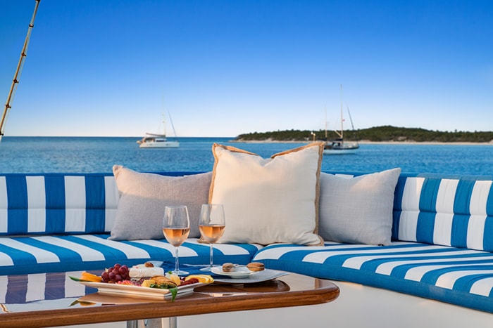 Blue Gryphon Sundeck Table