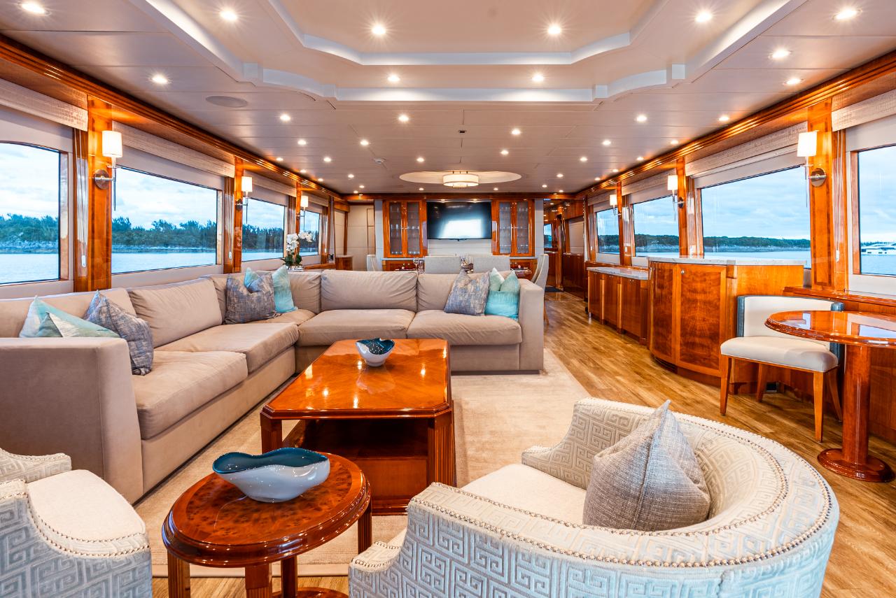 brandi wine - main salon