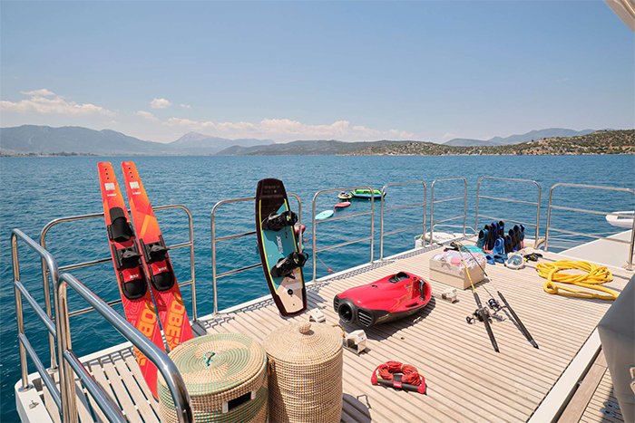 Catamaran Genny water toys