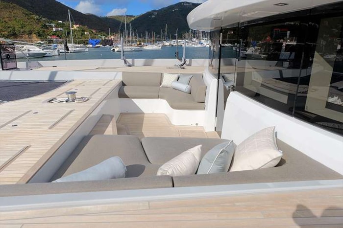 Catamaran Tellstar forward deck seating area