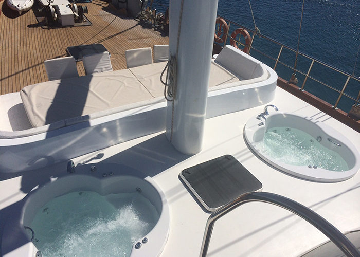 esma sultan jacuzzi