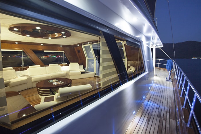 esma sultan main deck