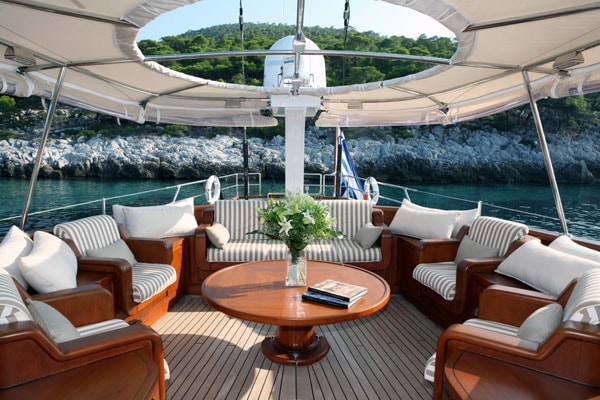 gitana aft deck