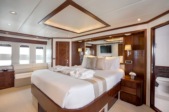 mia kai master cabin