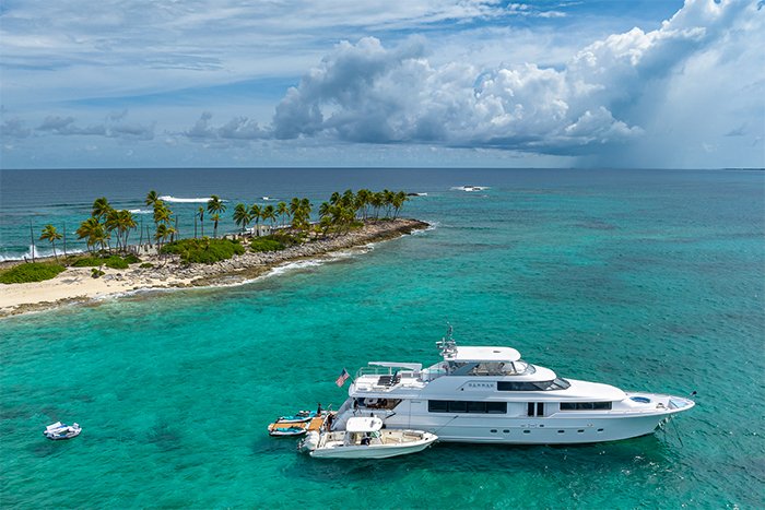 Motor yacht Hannah profile