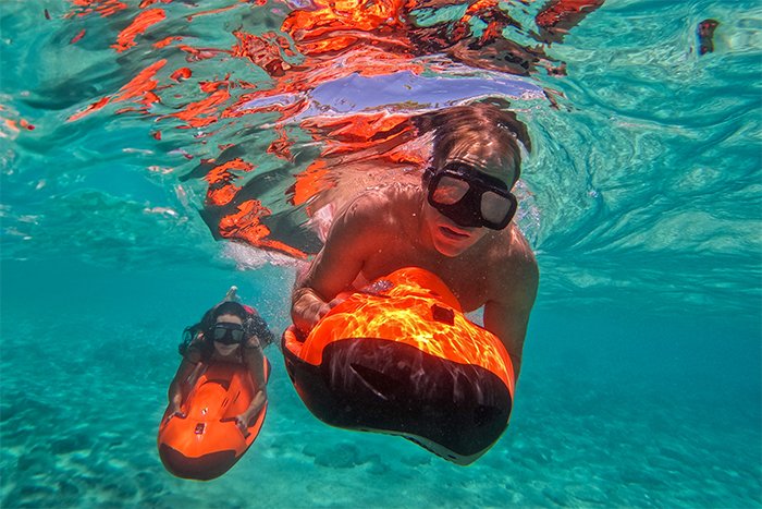 Motor yacht Namaste seabobs