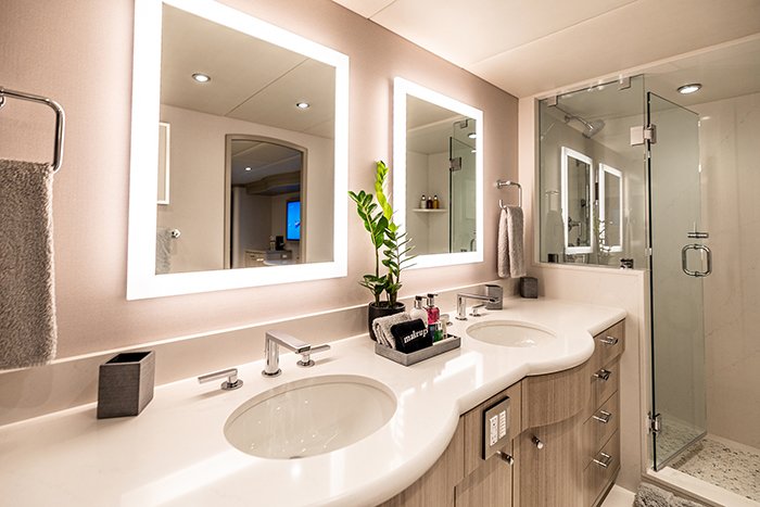 Motor Yacht No Bad Ideas 160ft king cabin starboard bathroom