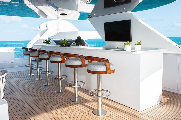 Motor Yacht No Bad Ideas 160ft sundeck bar and grill