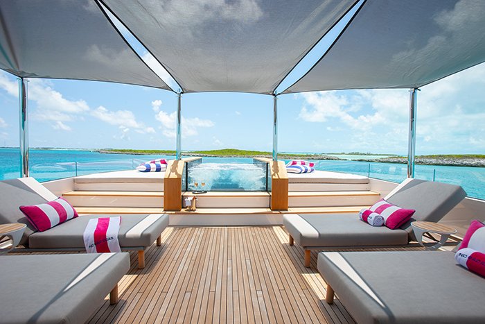 Motor Yacht No Bad Ideas 160ft sundeck jacuzzi and loungers