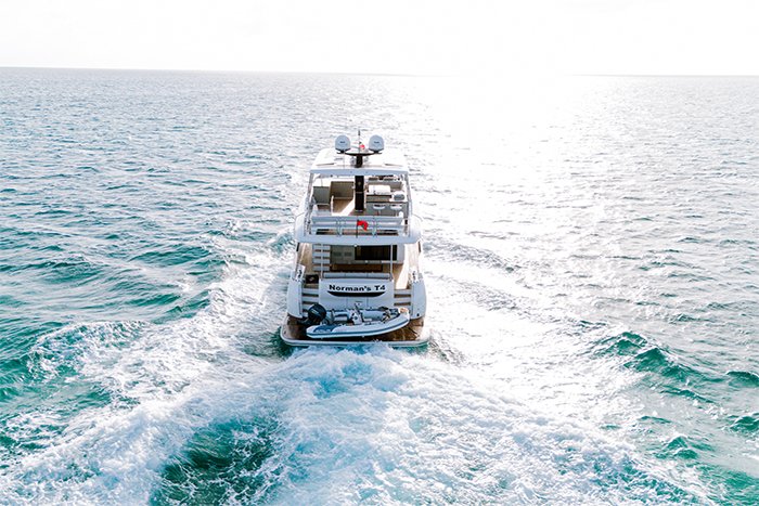 Motor Yacht Normans T4 aft view