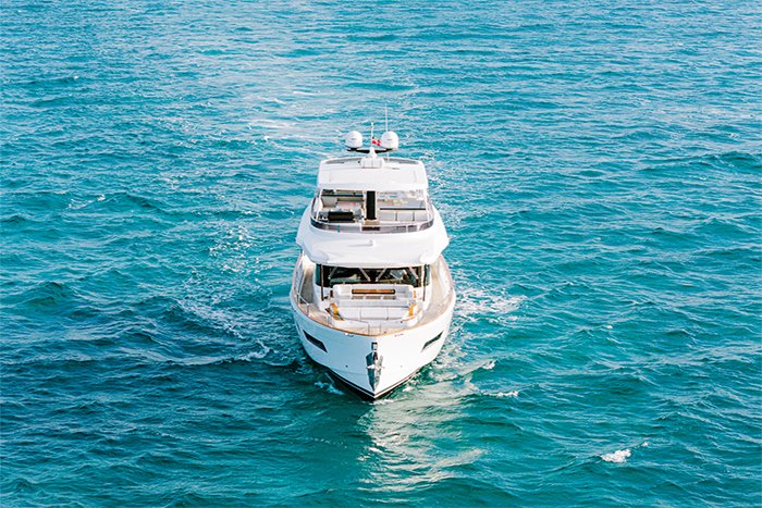 Motor Yacht Normans T4 front view