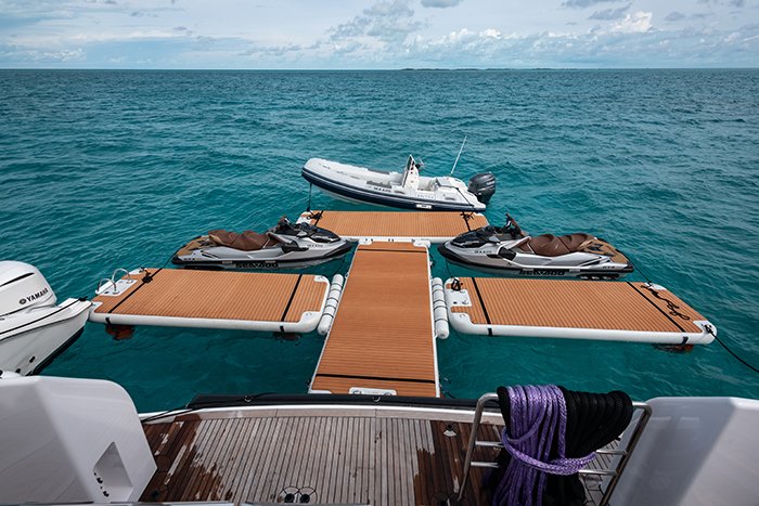 Motor yacht Sea Axis Extended Swim Platform