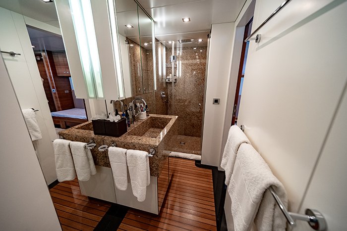 Motor yacht Sea Axis Twin En Suite