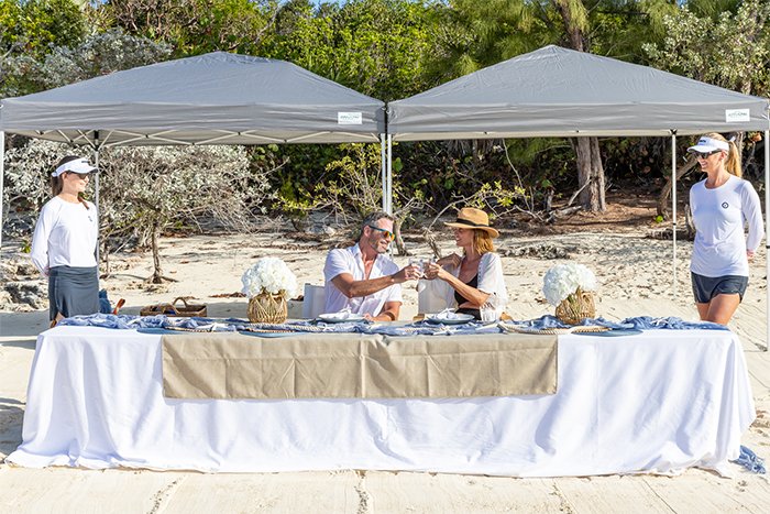 Motor yacht South beach picnic