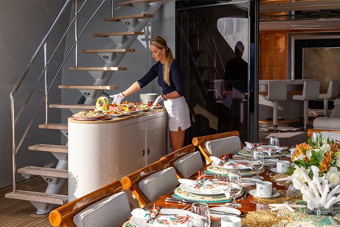 Motor yacht South deck dining b