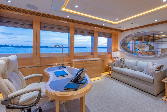 Motor yacht South master office