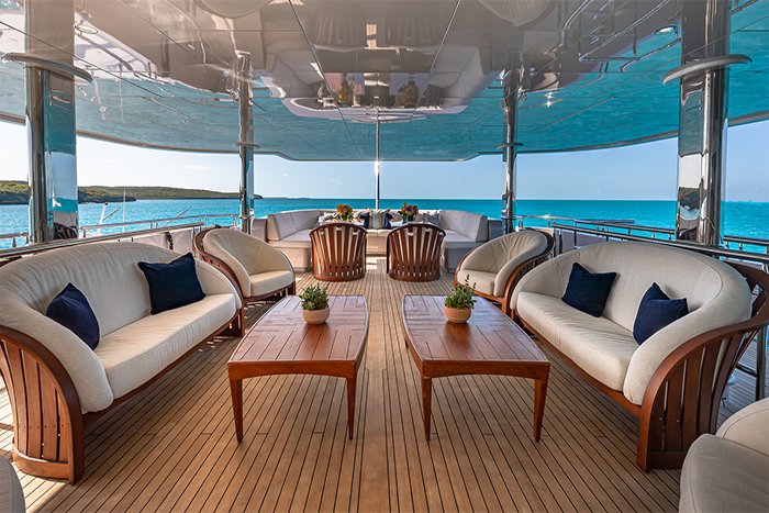 Starship 185 aft deck b