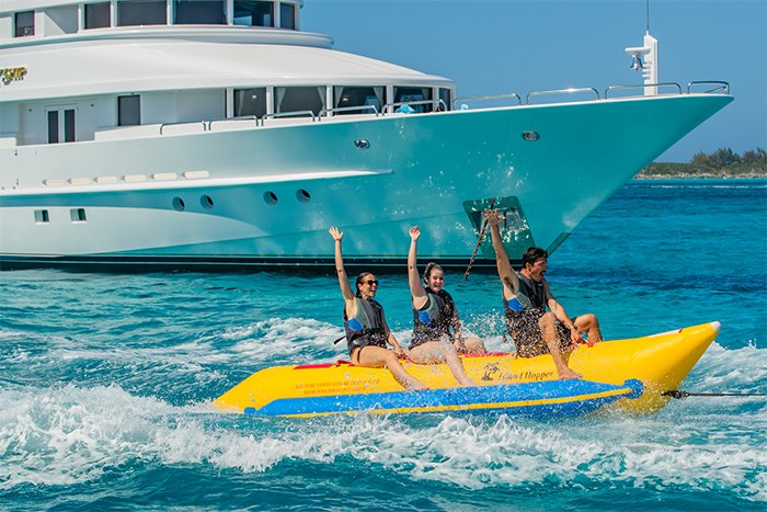 Starship yacht and banana