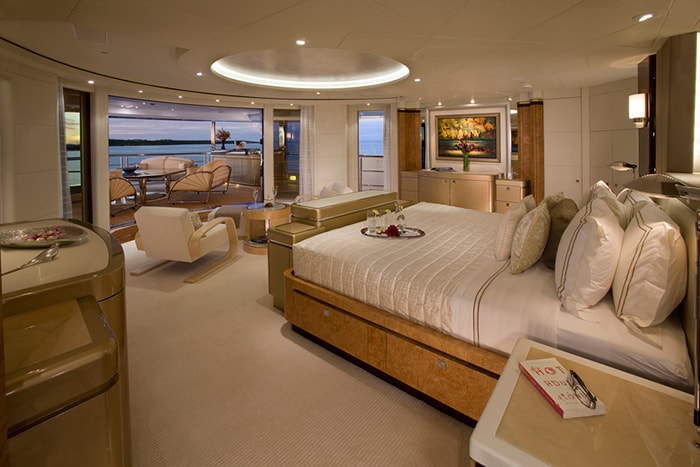 sycara V master cabin