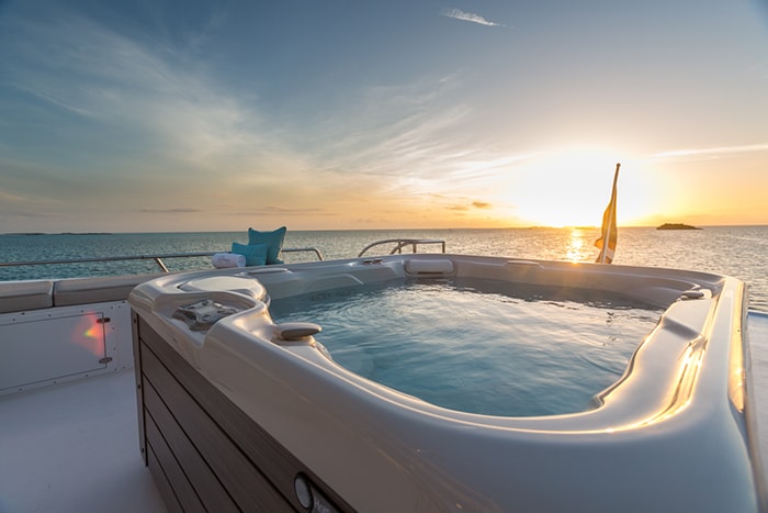 unbridled sundeck jacuzzi