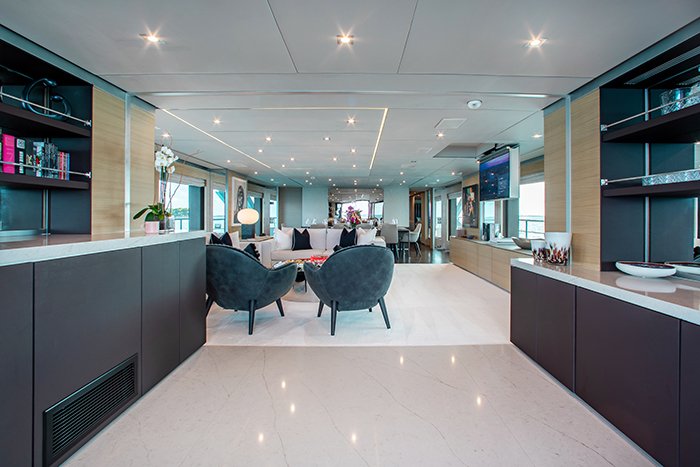 Yacht Emina main salon