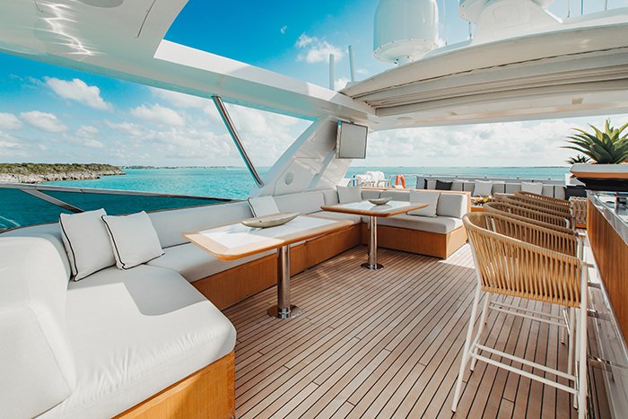 Yacht Emina sundeck seating