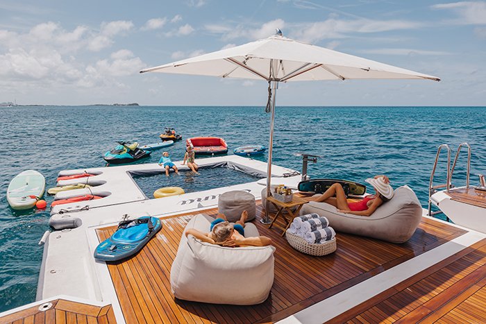 Yacht Emina swim platform b