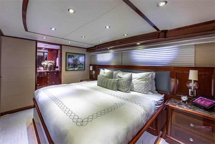 Yacht Kashmir king stateroom 2