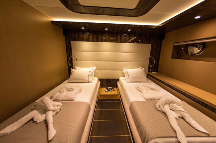 Yacht Le Pietre Twin Stateroom