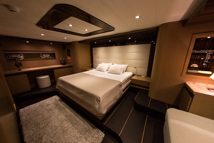 Yacht Le Pietre VIP Cabin
