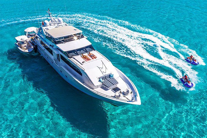 Yacht Margate and jetskis