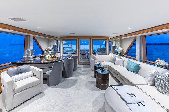 Yacht Margate salon looking aft b