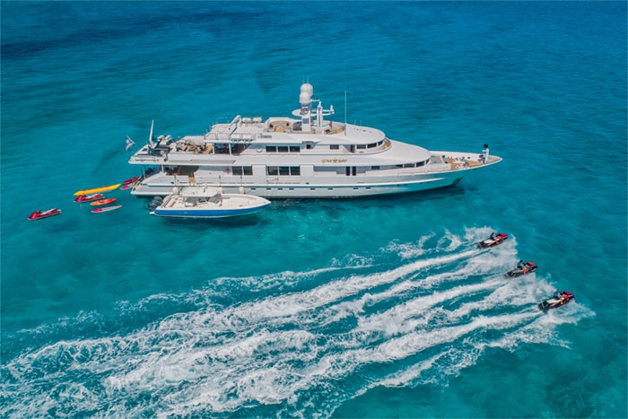 Yacht Starship and water toys