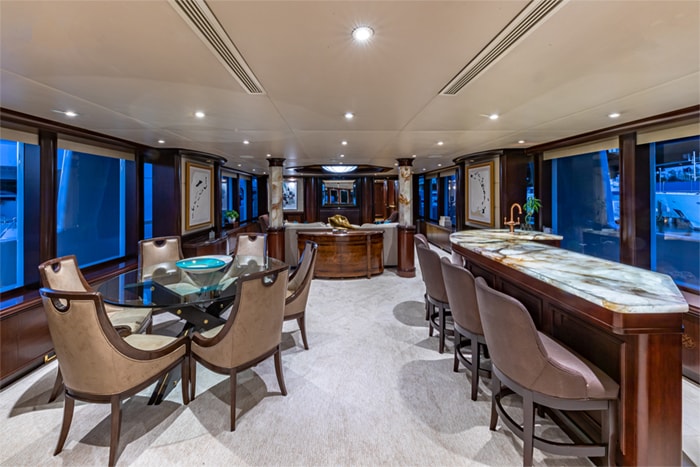 Yacht Starship main salon and bar