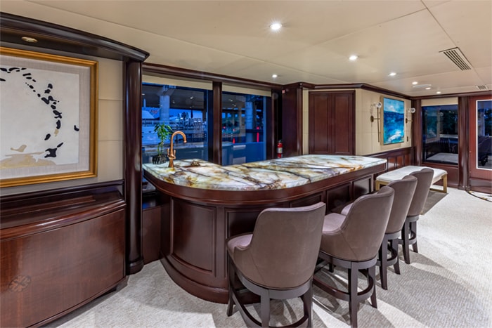 Yacht Starship main salon bar