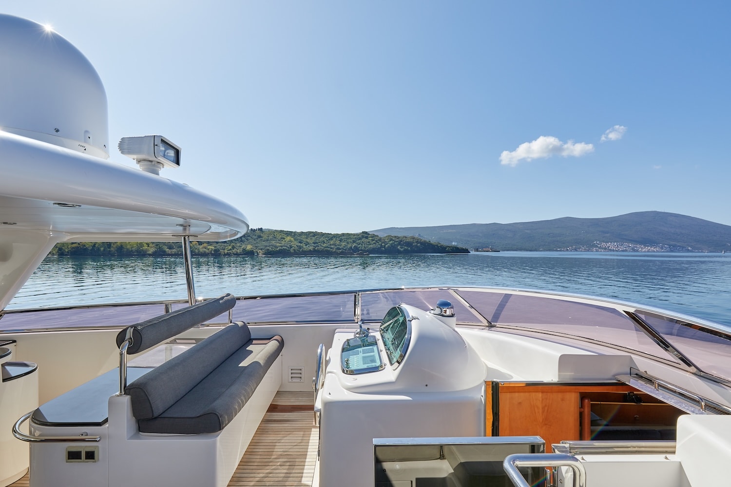 Annabel II - sundeck seating